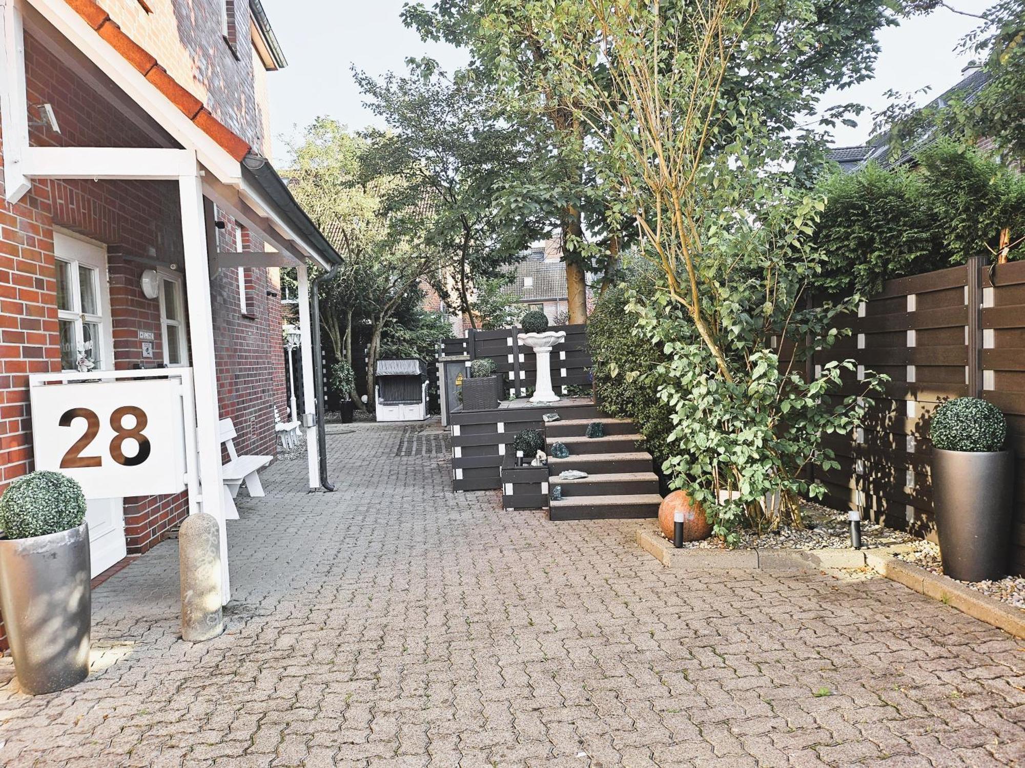 Das Nest Boardinghouse Hamburg Niendorf Exterior foto